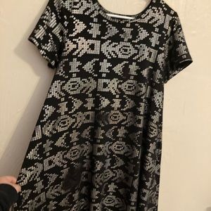 Black and Silver Carly